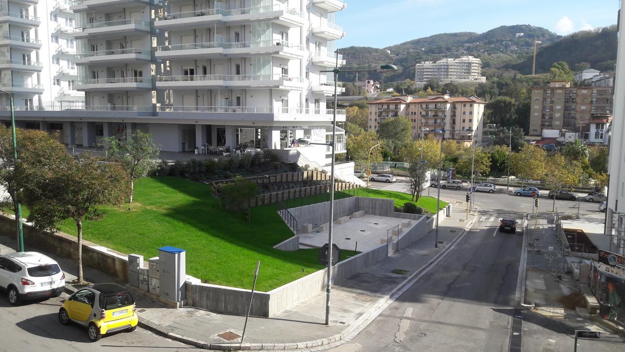 Smart B&B Σαλέρνο Εξωτερικό φωτογραφία